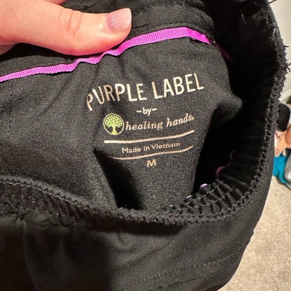 Gentle worn Healing Hand’s woman scrub pants - Picture 6 of 6